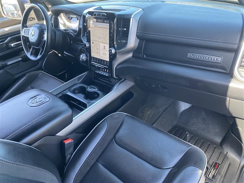 RAM 1500 Laramie Crew Cab SWB 4WD 2023