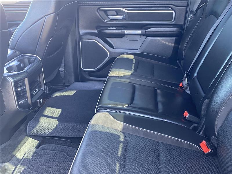 RAM 1500 Laramie Crew Cab SWB 4WD 2023