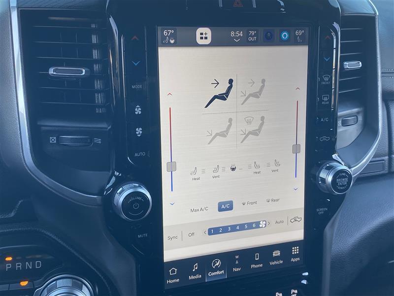 RAM 1500 Laramie Crew Cab SWB 4WD 2023