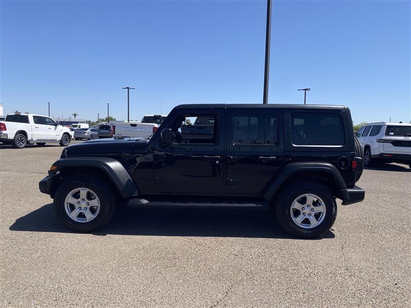 Jeep Wrangler Unlimited Sport 2022