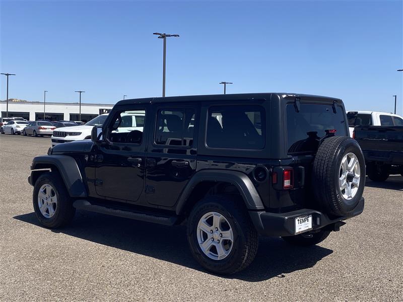 Jeep Wrangler Unlimited Sport 2022