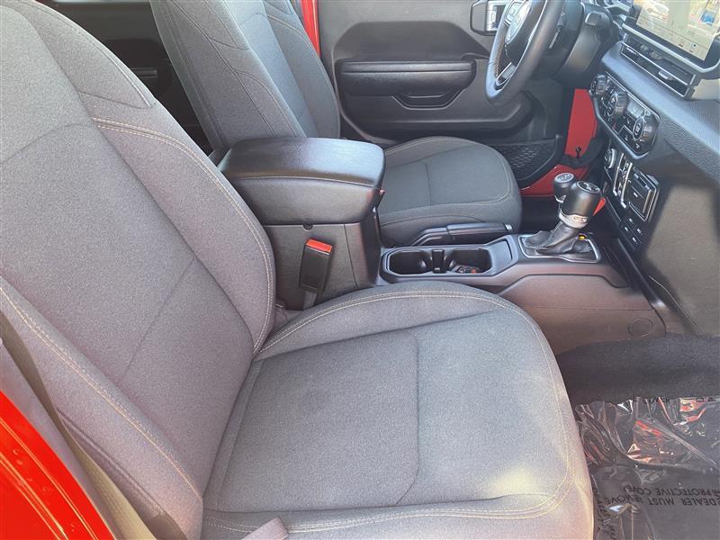 Jeep Wrangler Sport 2024