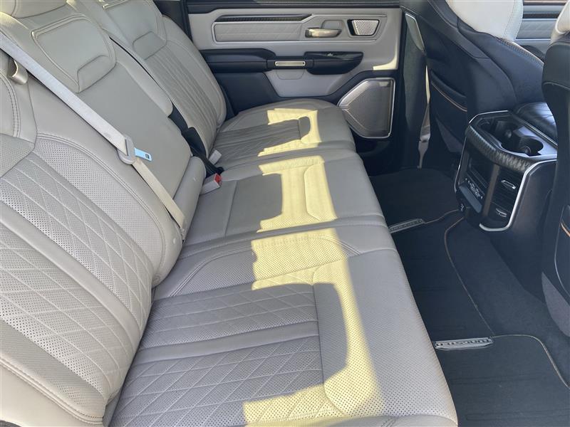 RAM 1500 Longhorn Crew Cab SWB 4WD 2025