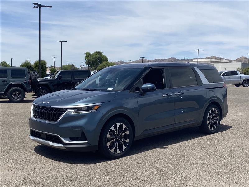 Kia Carnival EX 2024