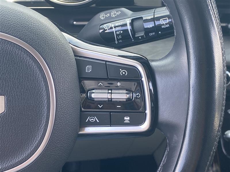 Kia Carnival EX 2024