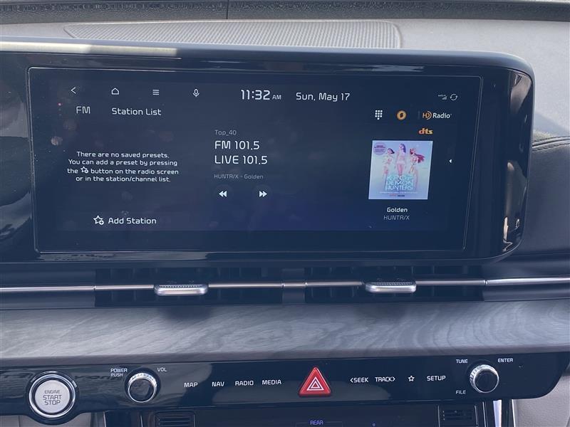 Kia Carnival EX 2024