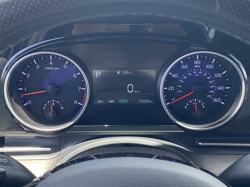 Kia Carnival EX 2024