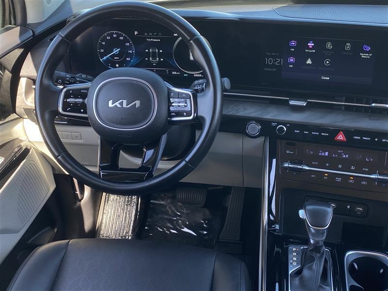 Kia Carnival SX Prestige 2024