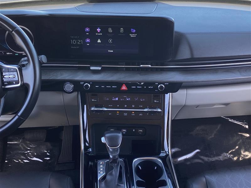 Kia Carnival SX Prestige 2024