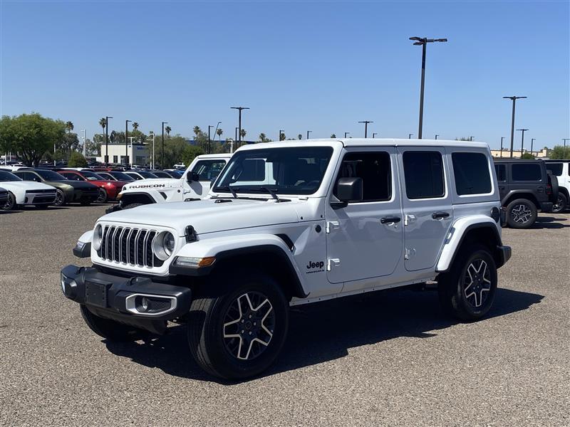 Jeep Wrangler Sahara 2025