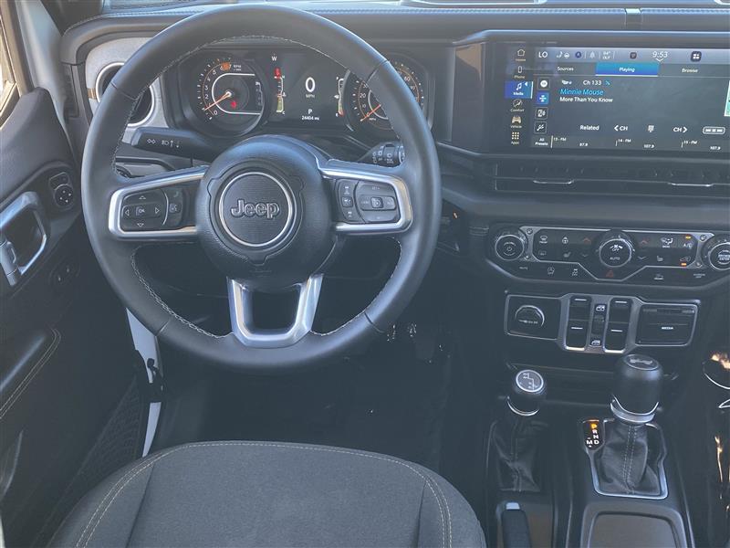 Jeep Wrangler Sahara 2025