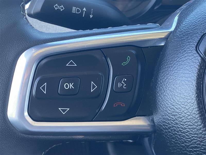 Jeep Wrangler Sahara 2025
