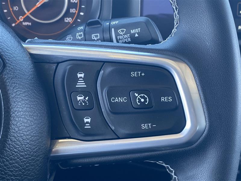 Jeep Wrangler Sahara 2025