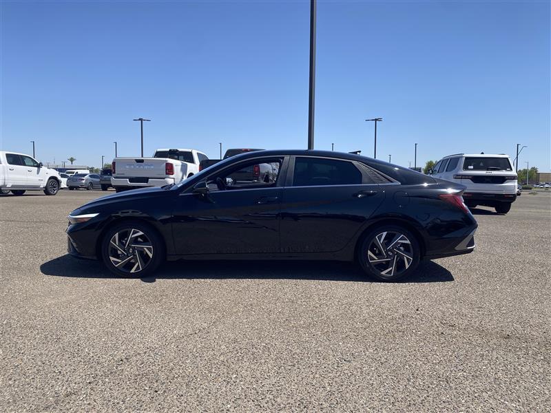 Hyundai Elantra Hybrid Limited 2025
