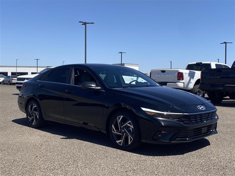 Hyundai Elantra Hybrid Limited 2025