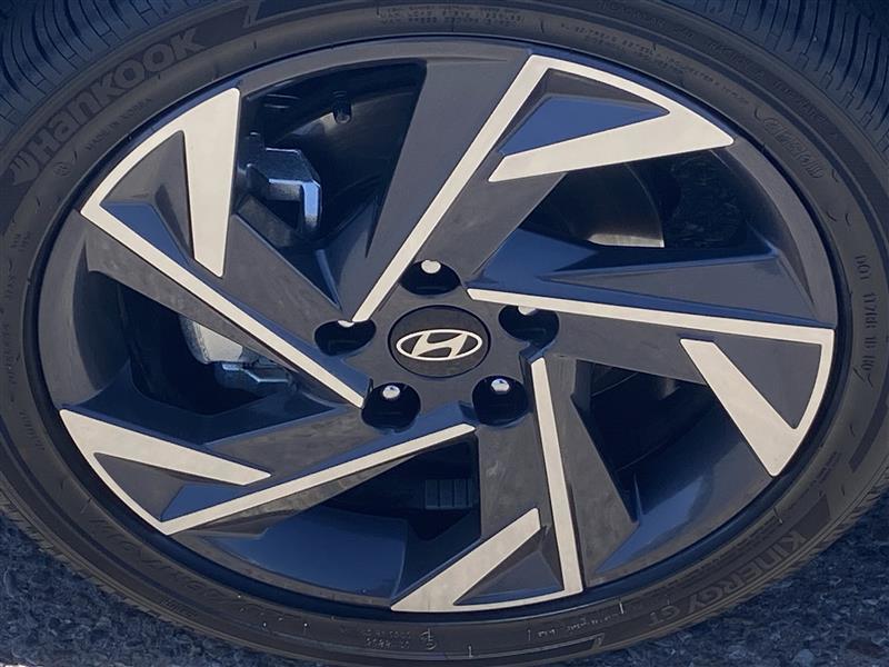 Hyundai Elantra Hybrid Limited 2025