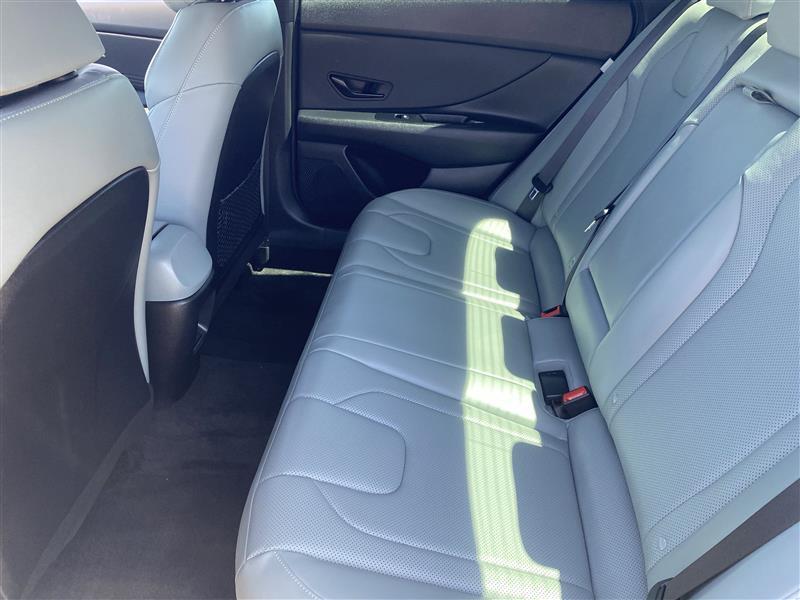 Hyundai Elantra Hybrid Limited 2025
