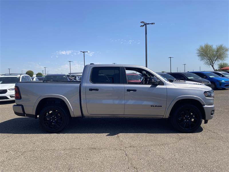 RAM 1500 Laramie Crew Cab SWB 4WD 2025