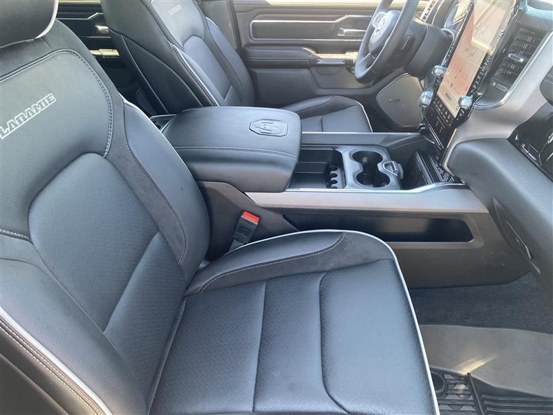 RAM 1500 Laramie Crew Cab SWB 4WD 2025
