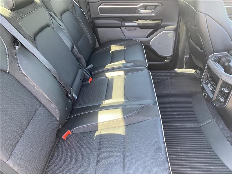 RAM 1500 Laramie Crew Cab SWB 4WD 2025