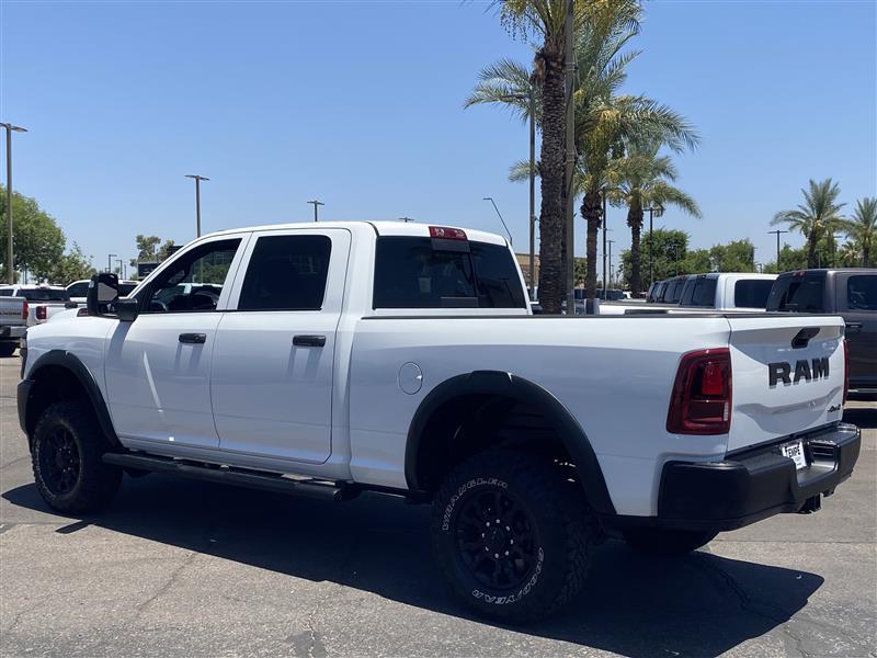 RAM 2500 Tradesman Crew Cab SWB 4WD 2026