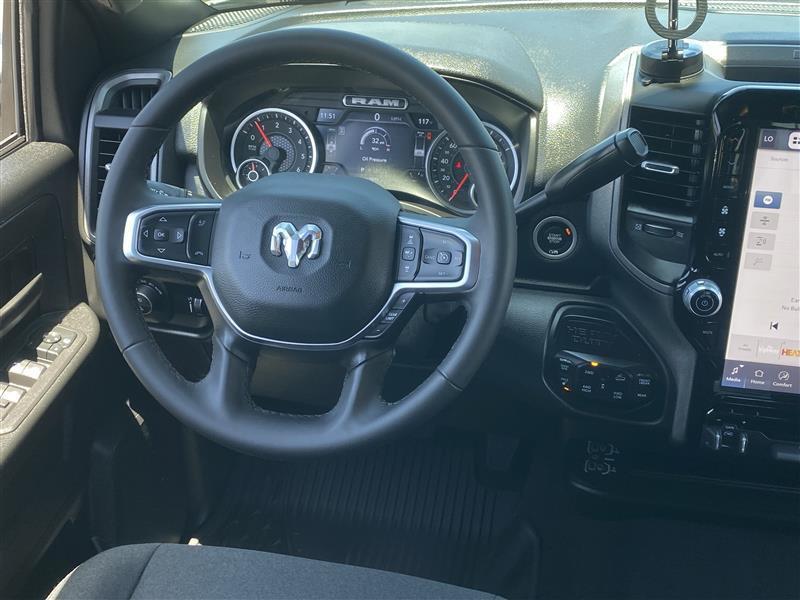 RAM 2500 Tradesman Crew Cab SWB 4WD 2026