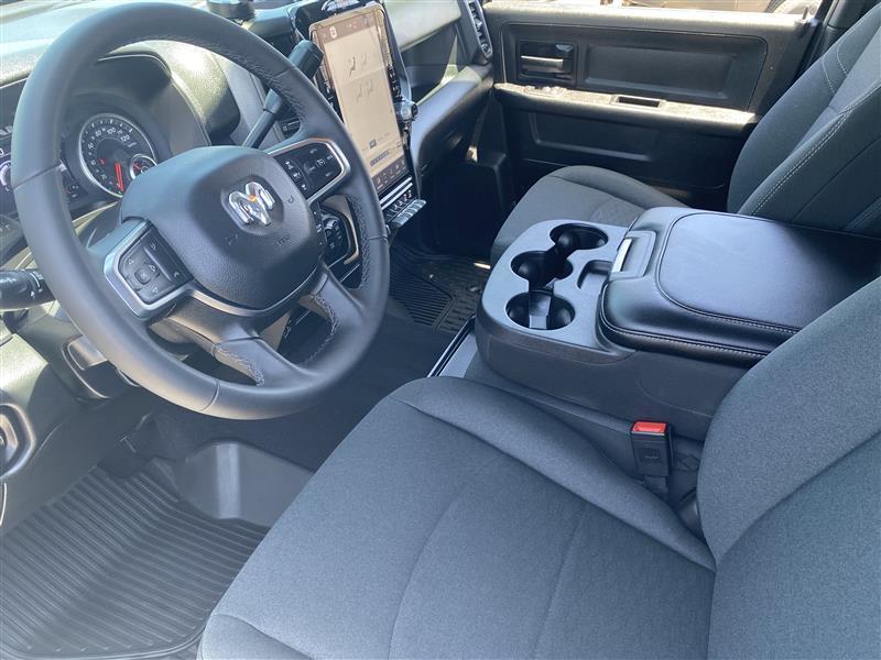 RAM 2500 Tradesman Crew Cab SWB 4WD 2026