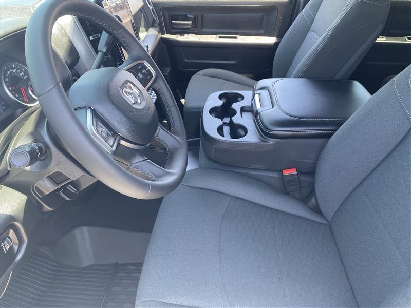 RAM 2500 Tradesman Crew Cab SWB 4WD 2026