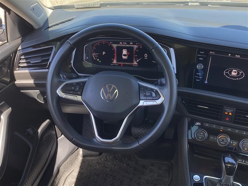 Volkswagen Jetta SEL 2024