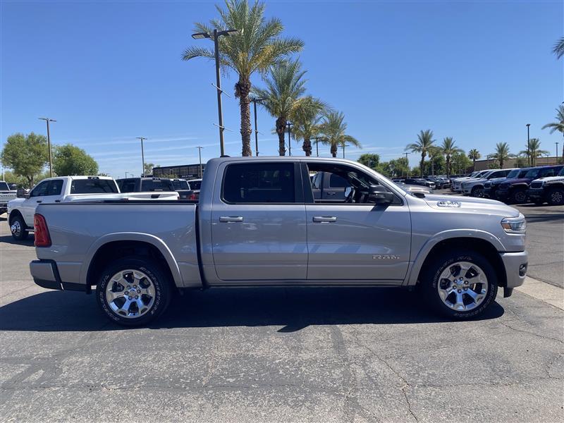 RAM 1500 Big Horn Crew Cab SWB 4WD 2025