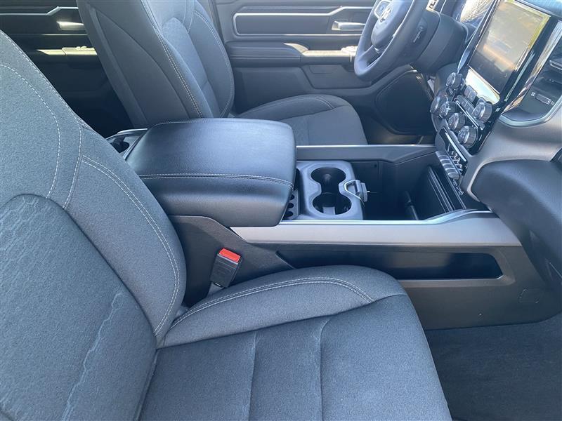 RAM 1500 Big Horn Crew Cab SWB 4WD 2025