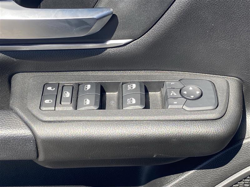 RAM 1500 Big Horn Crew Cab SWB 4WD 2025