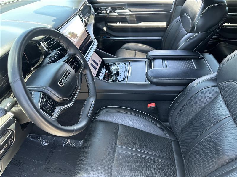 Jeep Grand Wagoneer Series II 4WD 2024
