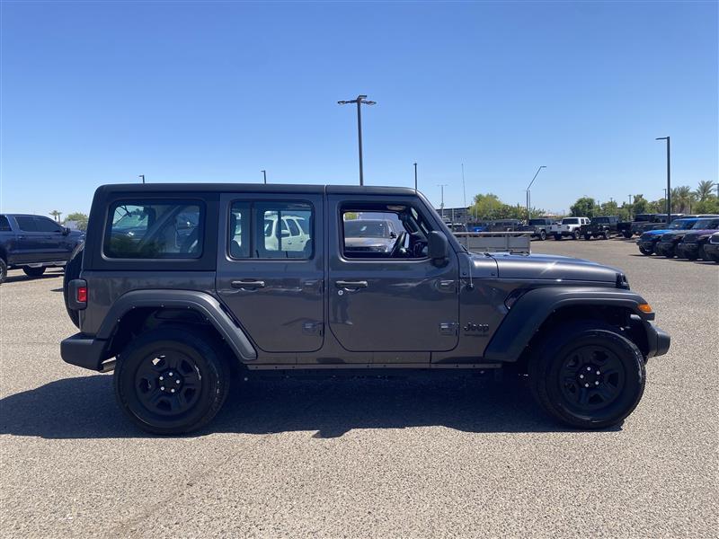 Jeep Wrangler Unlimited Sport 2022