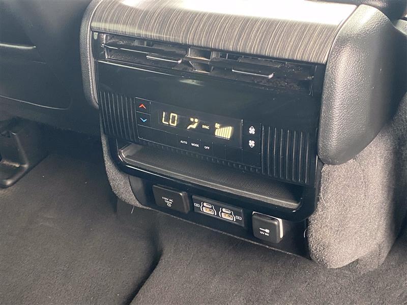 Jeep Wagoneer L Series II 4WD 2024