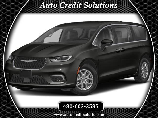 Chrysler Pacifica Touring L 2023