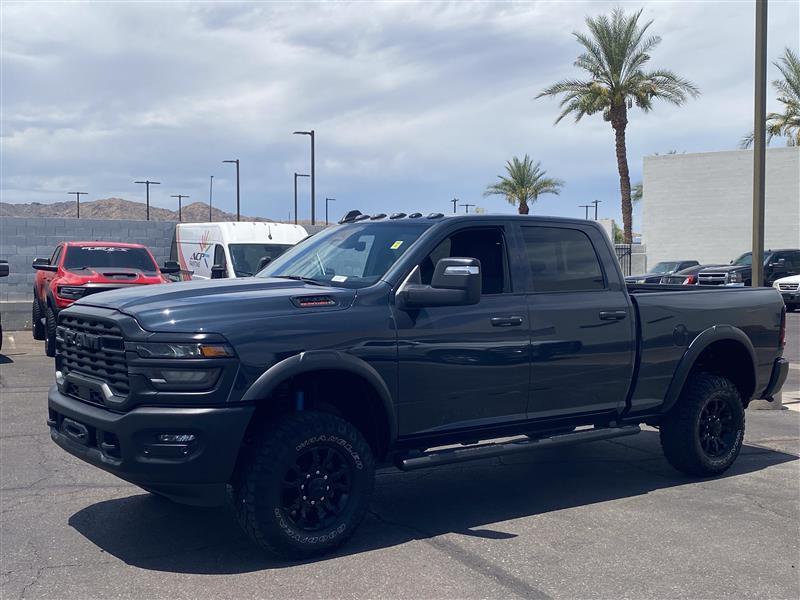 RAM 2500 Tradesman Crew Cab SWB 4WD 2026
