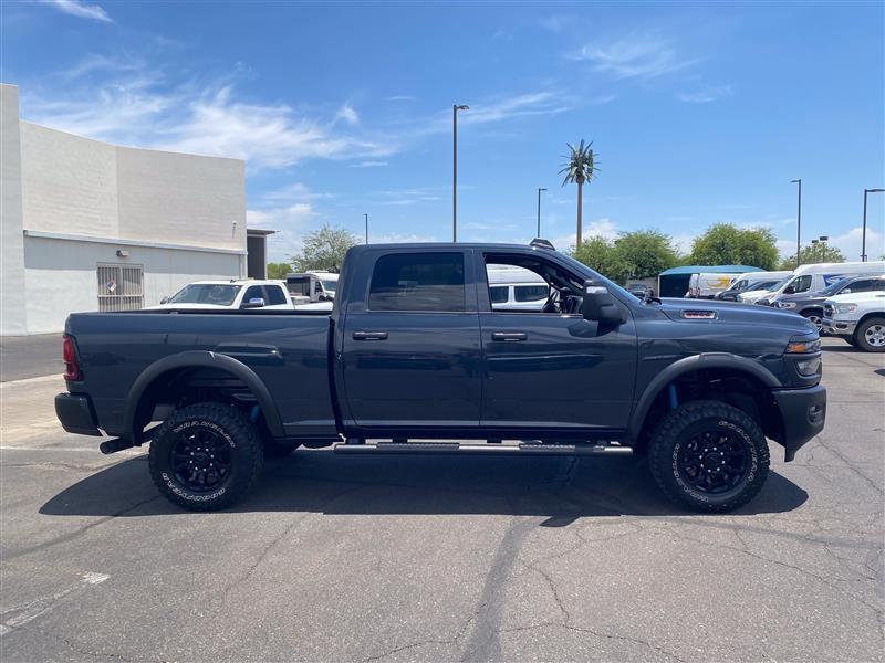 RAM 2500 Tradesman Crew Cab SWB 4WD 2026