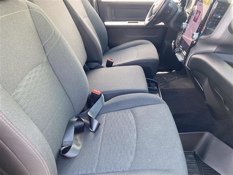 RAM 2500 Tradesman Crew Cab SWB 4WD 2026