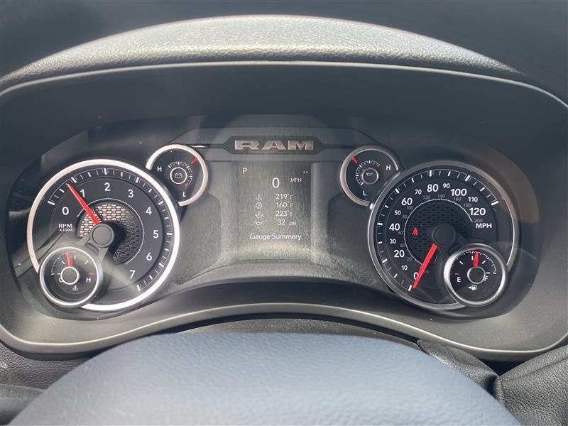 RAM 2500 Tradesman Crew Cab SWB 4WD 2026