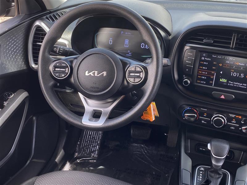 Kia Soul LX CVT 2024
