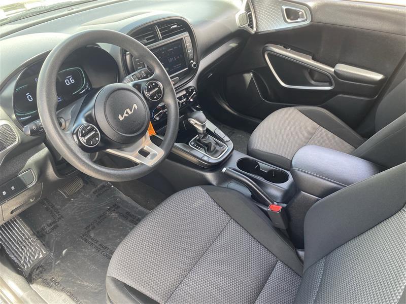 Kia Soul LX CVT 2024