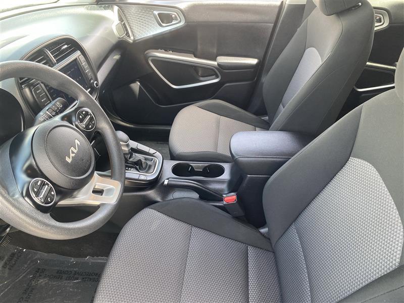 Kia Soul LX CVT 2024
