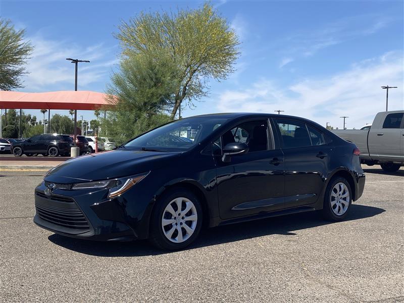 Toyota Corolla LE 2024