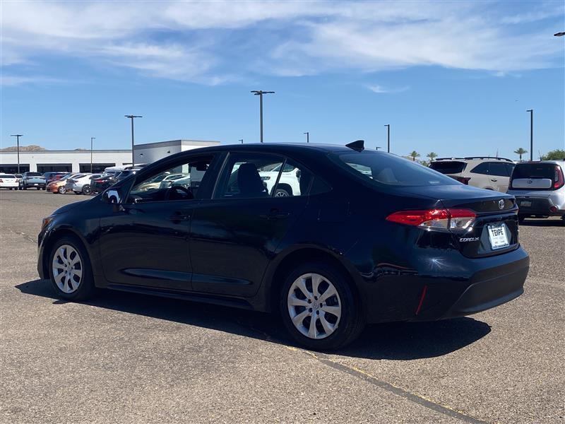 Toyota Corolla LE 2024