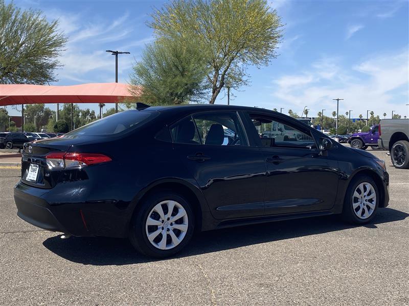 Toyota Corolla LE 2024