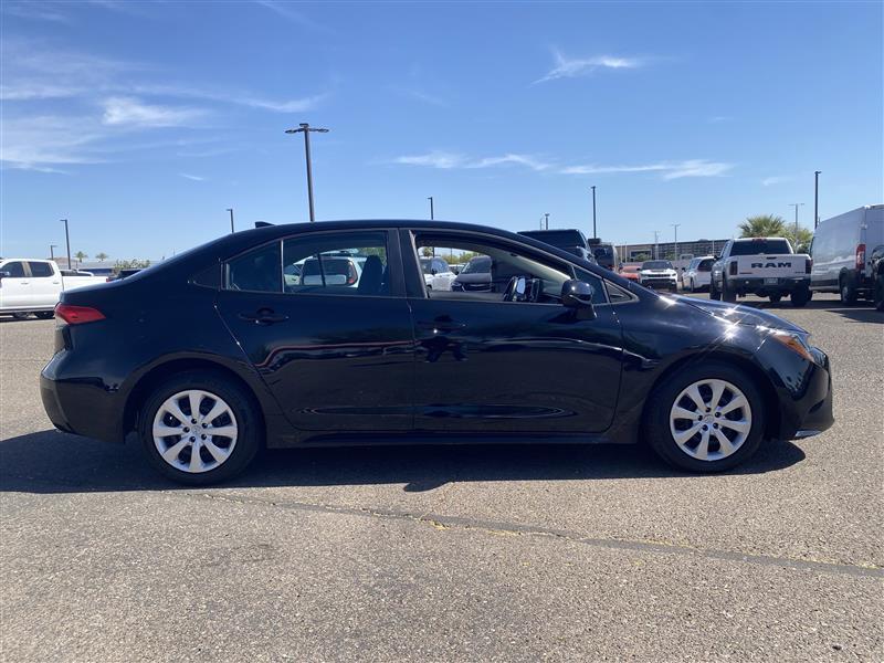 Toyota Corolla LE 2024