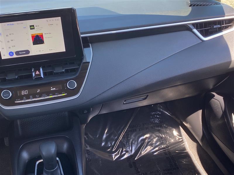 Toyota Corolla LE 2024