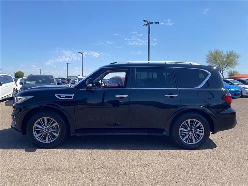 Infiniti QX80 LUXE 4WD 2022