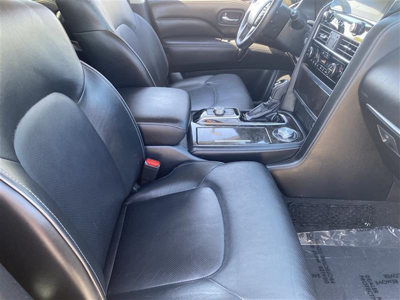 Infiniti QX80 LUXE 4WD 2022